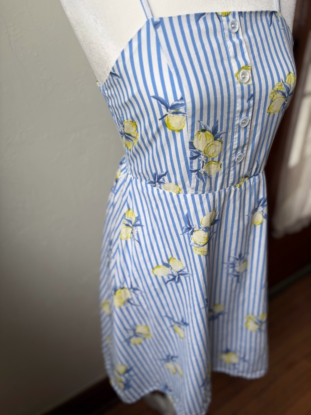 Open Style Clo Lemon Stripe Sundress Blue White Smocked Back A-Line Medium - Picture 4 of 8